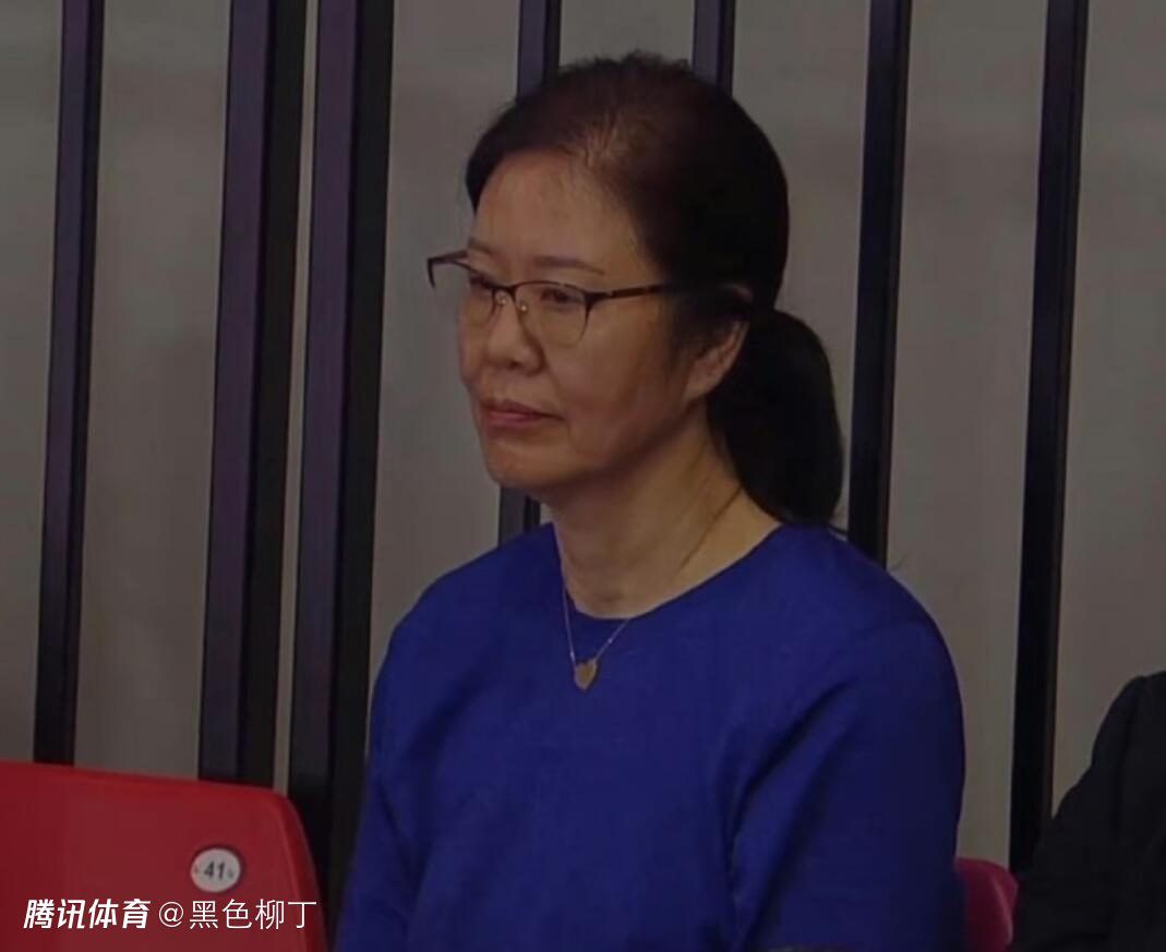 第82分钟，弗洛西诺尼扳回一城！